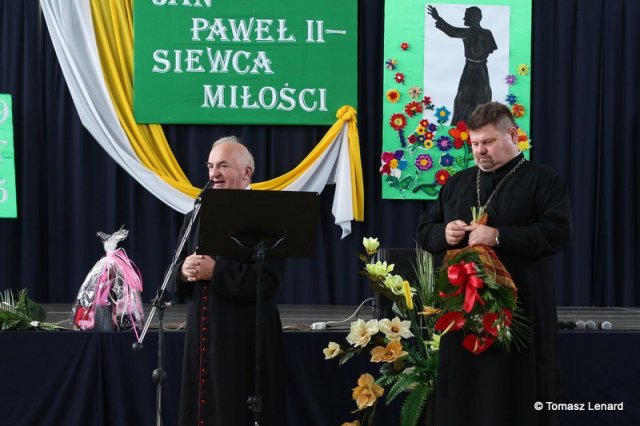 2015-10-16-113912-canon eos 700d